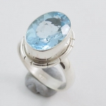 Top quality blue topaz silver ring